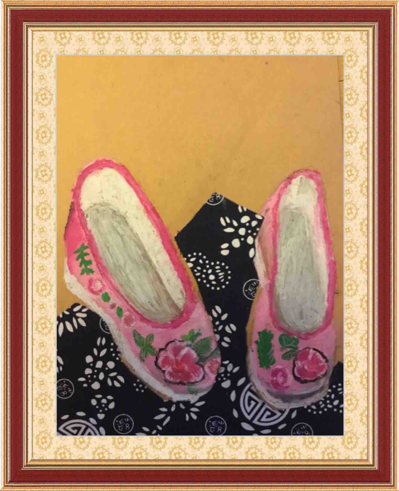 一双绣花鞋